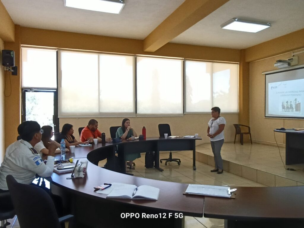 Equidad de Género sobre la Ley de los Consejos de Desarrollo Urbano y Rural.