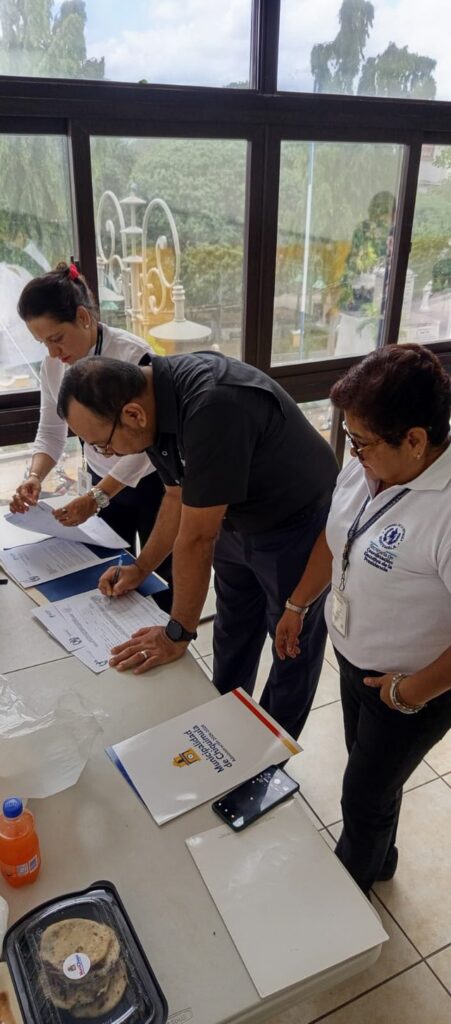 Reunión con el Secretario Municipal de la Municipalidad de Chiquimula, Chiquimula,