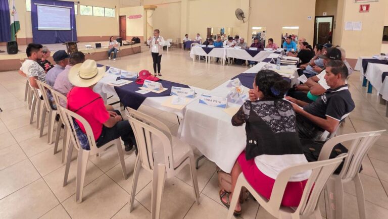 Taller formativo de capacitaciones dirigido a los Consejos Comunitarios de Desarrollo, en el marco de las estrategias K’at en el municipio de San Juan Ermita